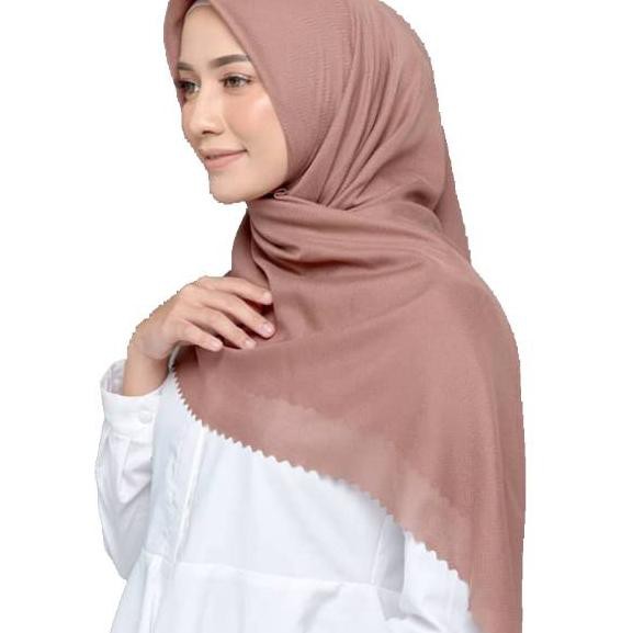 Muraahh - VOAL ULTRAFINE LASERCUT HIJAB SEGI EMPAT BY KAYLA SCARF