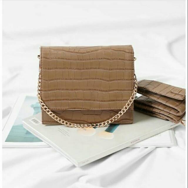 Aska Bag Caramel by @local.id