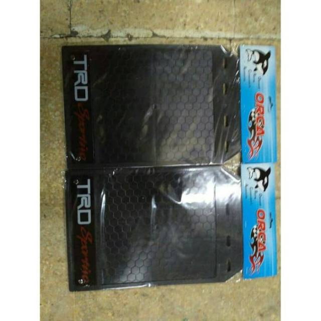 Karpet lumpur/ mudguard roda mobil universal hitam TRD