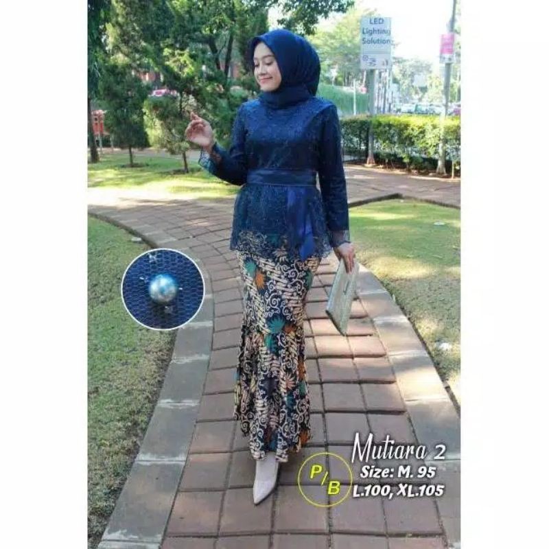 kebaya mutiara rok duyung