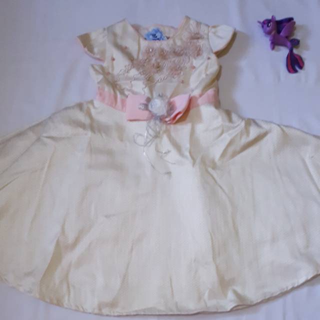 Gaun pesta anak sz 4  merk Donita