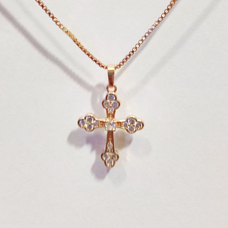 Kalung Salib Kalung titanium Pria Wanita Aksesoris Fashion Anti Karat Milano Liontin Salib Permata