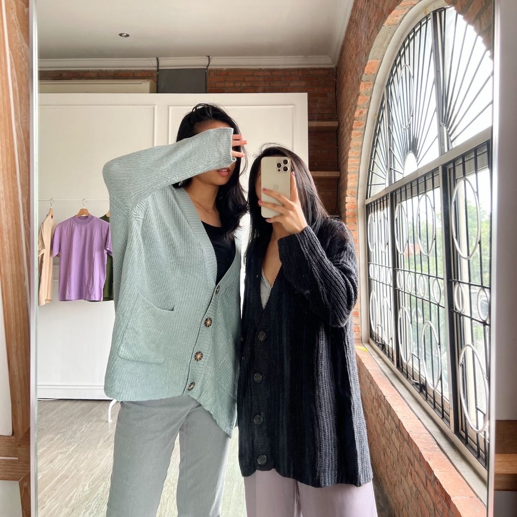 Pull&Bear Long Knit Button Cardigan - Outer Wanita-1