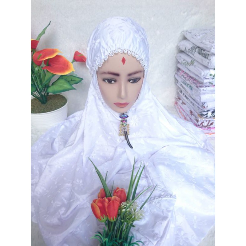 mukena terusan sutra jepang putih