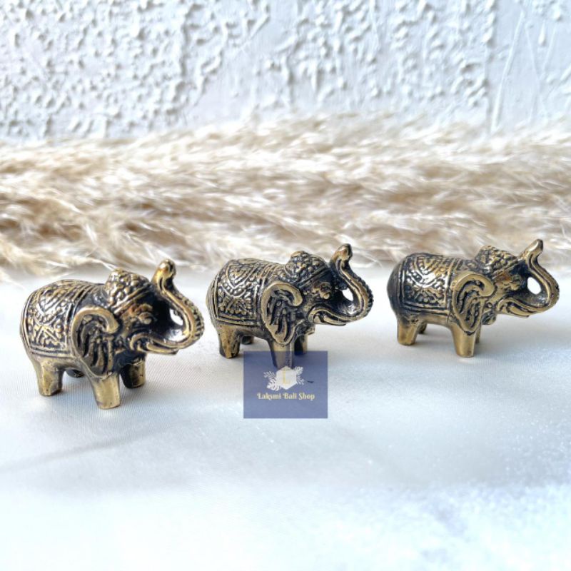 Pajangan Patung Gajah Mini Bahan Kuningan