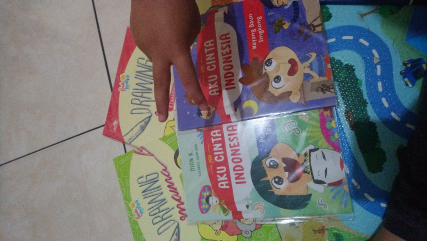 Seri Aku Cinta Indonesia: Wayang/topeng/lampion/batik