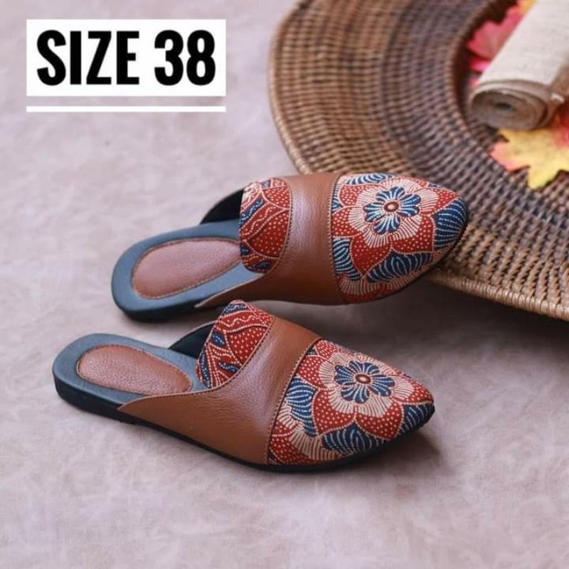 SANDAL ETNIK, SANDAL MULES, MULES ETNIK, MULES BATIK, SANDAL BATIK, MULES CANTIK, HANDMADE SHOES