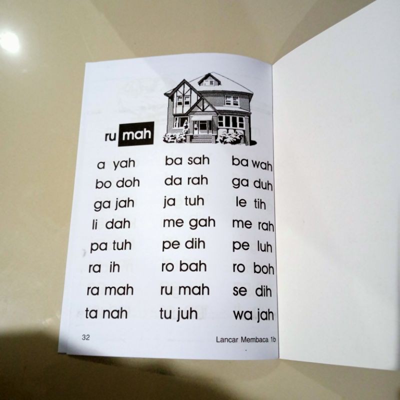 buku lancar membaca 1B 32 halaman (16×24cm)