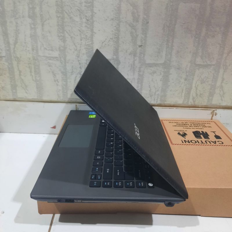 Laptop Acer Aspire E5-473G Cor i5-4210U Ram 4GB/HDD 500GB Nvdia Geforce 920M 2GB Windows 10 Gaming