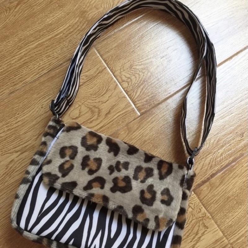 Leo Bag