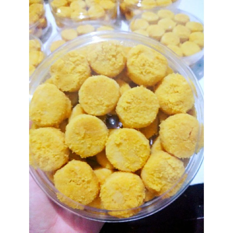 

Kue Crispy