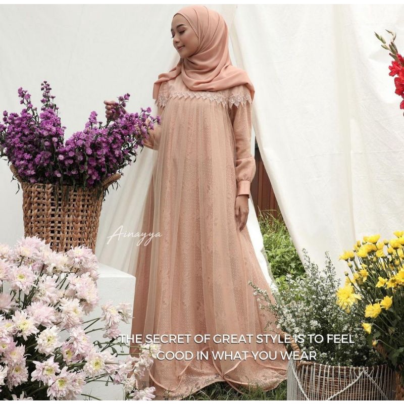 Lubna Dress by Ainayya
