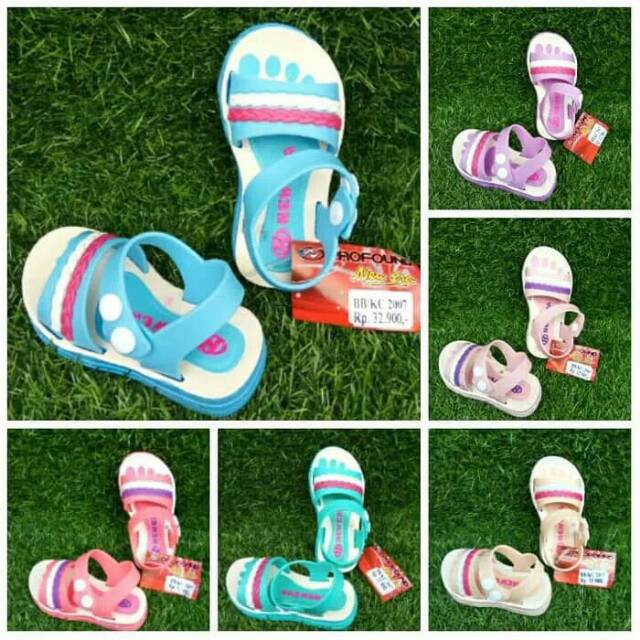 sepau sandal new era anak BB/2007