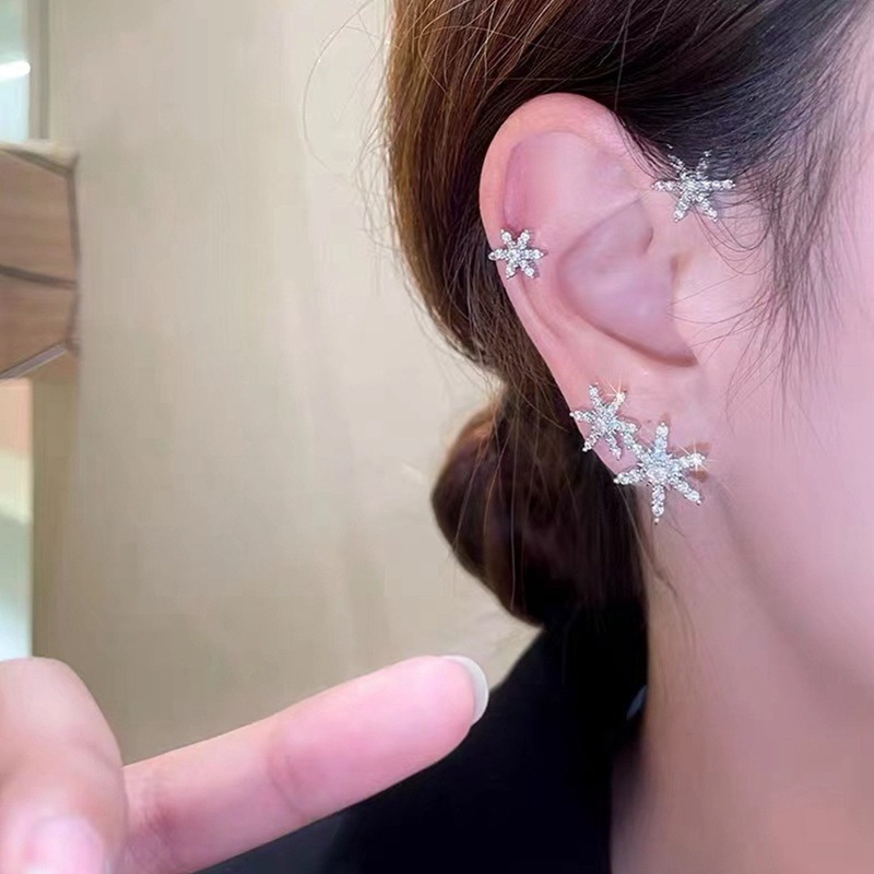 Fancyqube 1 Pasang Anting Klip Tulang Rawan Telinga Bentuk Kepingan Salju Kupu-Kupu Bahan Zirkon Berkilau