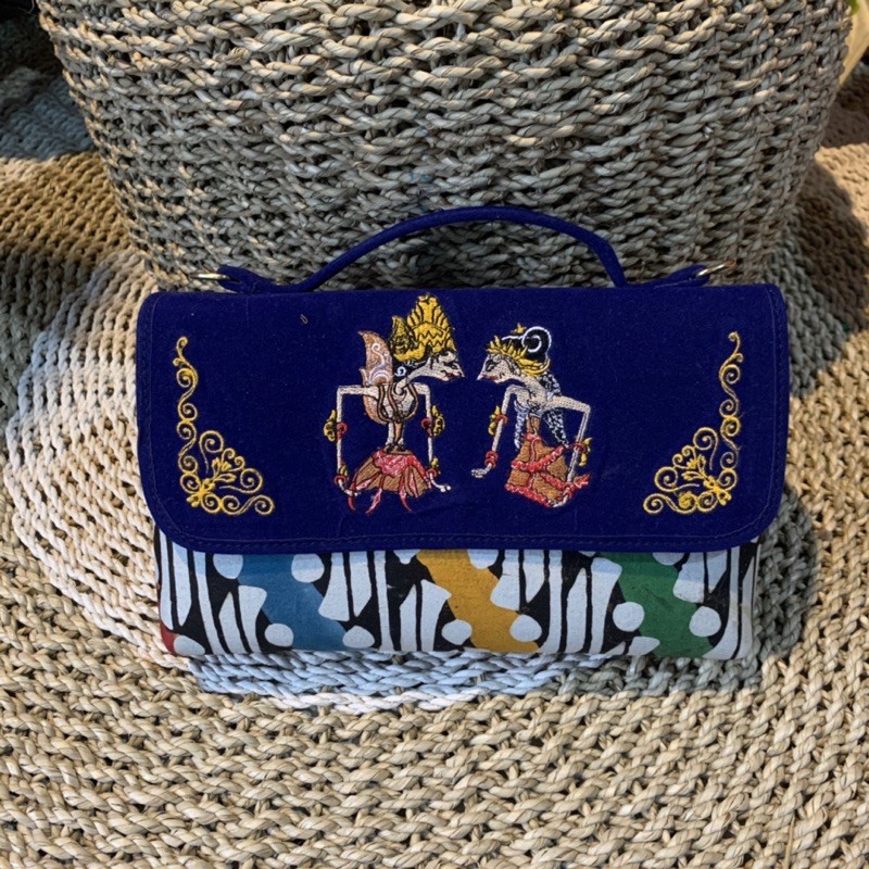 Tas Batik Bordir Wayang Bludru