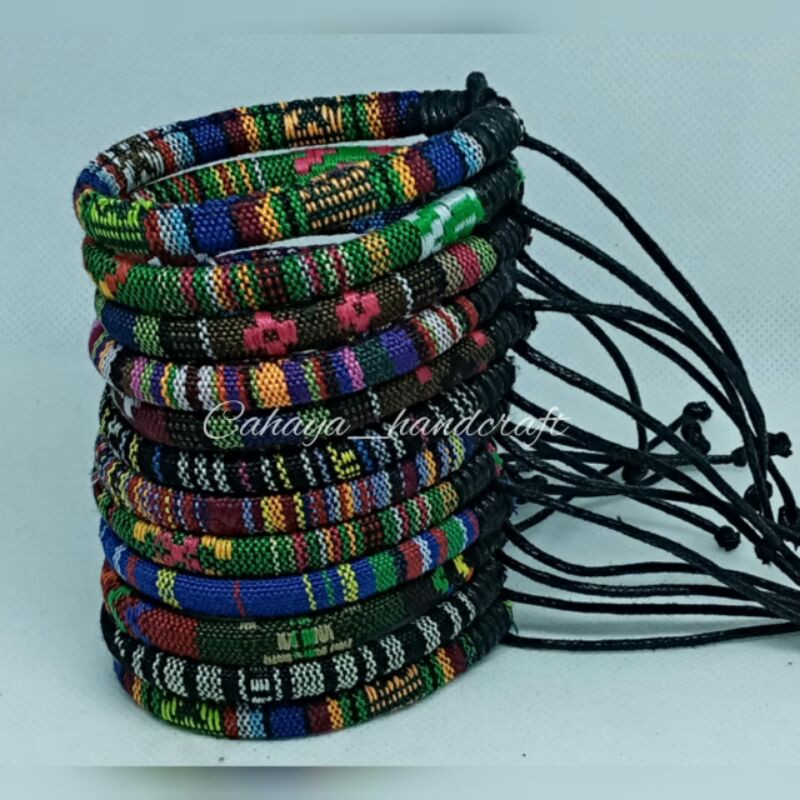 (12pcs) Gelang Etnik Tali Tenun Rajut Unik Harga Grosir Langsung Pengrajin