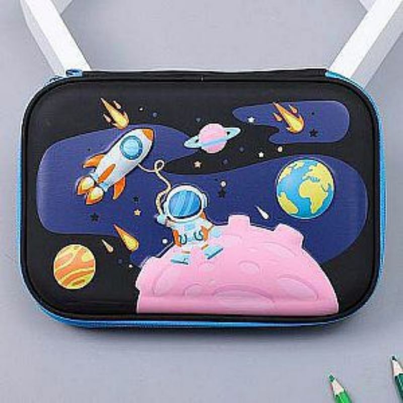 

Tempat Pensil Anak Motif Space/Plane ATK137