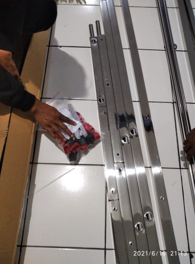 Jemuran Baju Pakaian Stainless Steel Panama | Palang 9 - 180 Cm