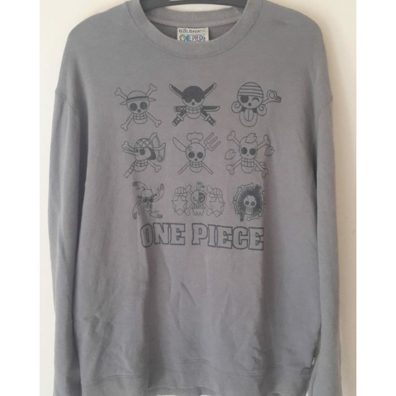 preloved crew neck one piece original merchandise dari brand Baleno size L