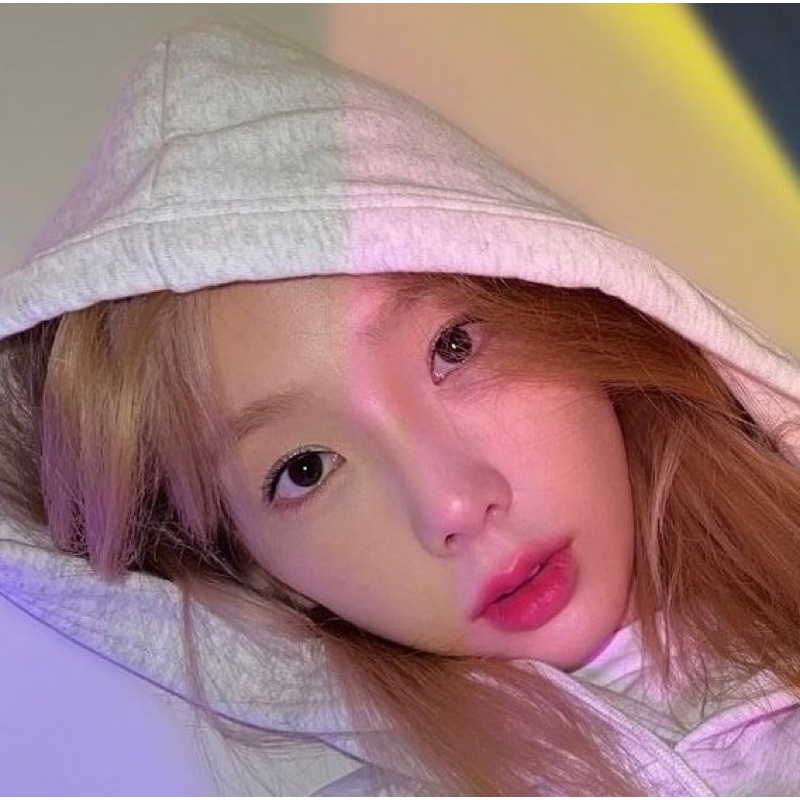 [BOOKED] TAEYEON PHOTOCARD TFU KIHNO