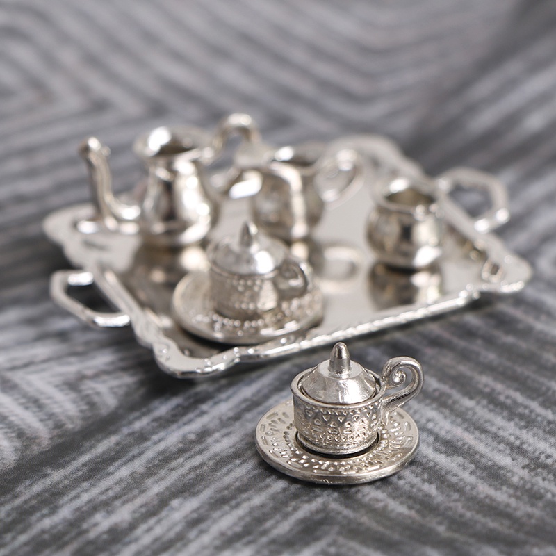 10pcs / set Miniatur Cangkir Teh / Kopi Bahan Metal Warna Silver Skala 1: 12 Untuk Rumah Boneka