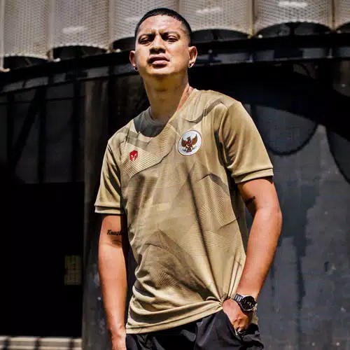 JERSEY TIMNAS GARUDA INDONESIA 2020 MILLS 1013GR BAJU LATIHAN TIMNAS TRAINING JERSEY TIMNAS GOLD