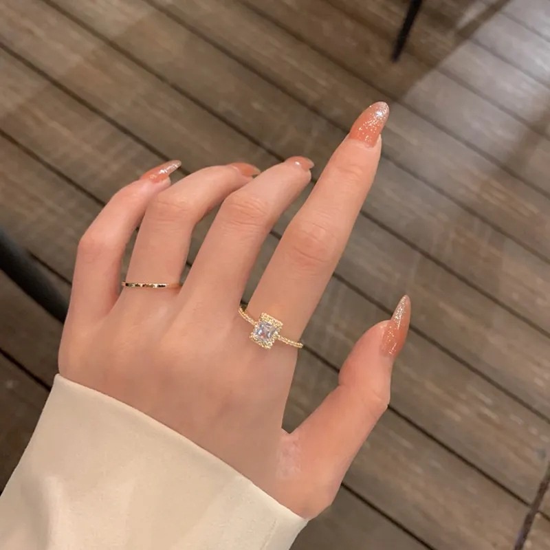 Cincin Berlian Imitasi Bentuk Persegi Geometris Gaya Korea Jepang