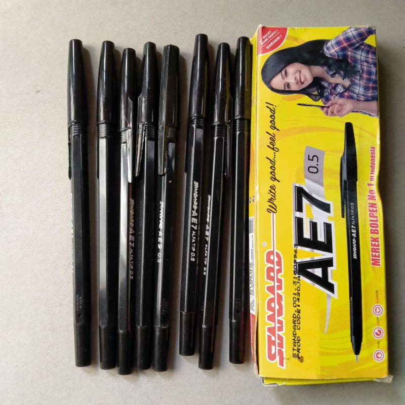 

Pulpen Standard AE7 0,5mm hitam. per 1pcs