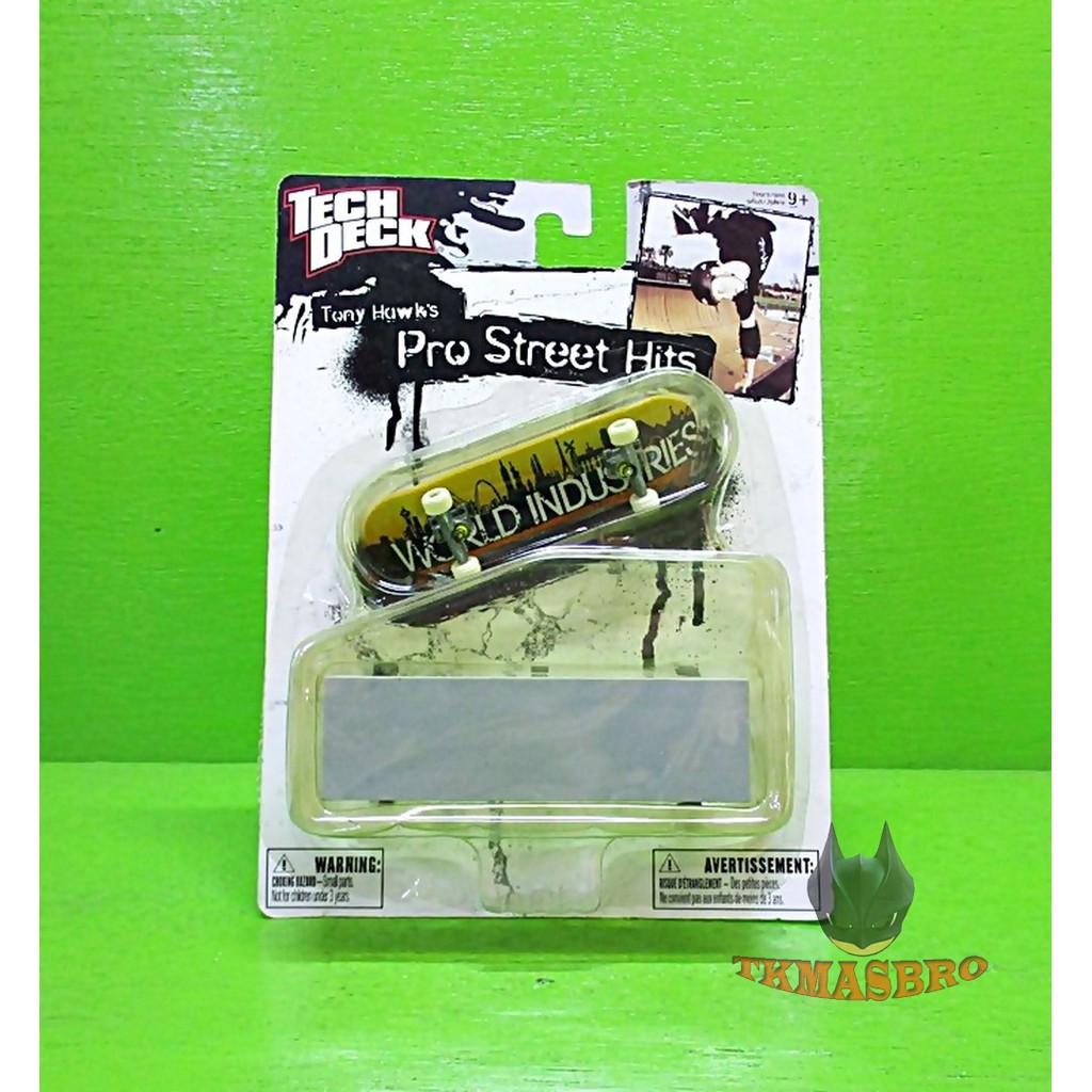 Tech Deck pro street hits Tony Hawk's World Industries