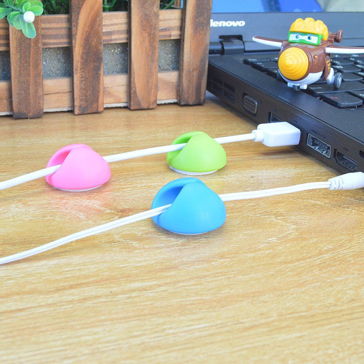 Klip Holder Organizer Kabel Data / Earphone