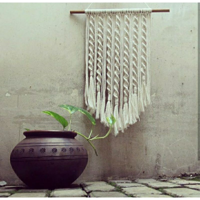 

simple Macrame p ±52 cm, L 42 cm