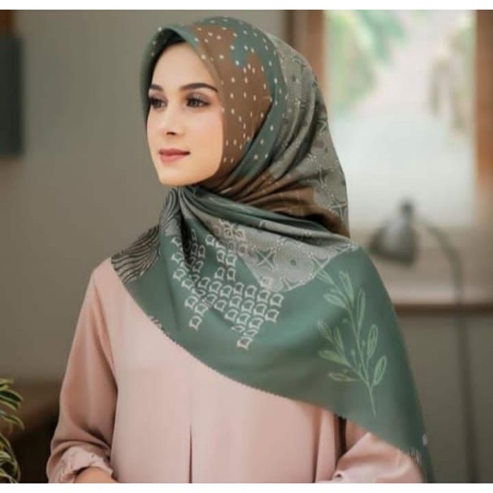 Hijab / Kerudung Segiempat Motif Bunga Scraft | Jilbab Tulip