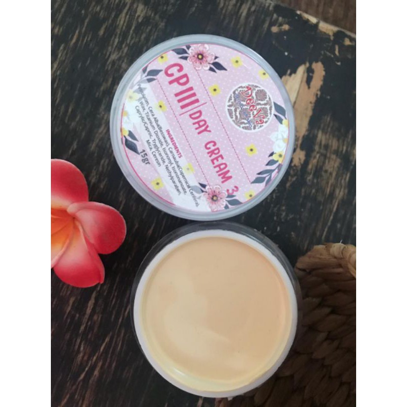 CREAM PAGI TAHAP III DAY CREAM DEEVA TAHAP 3 LANJUTAN