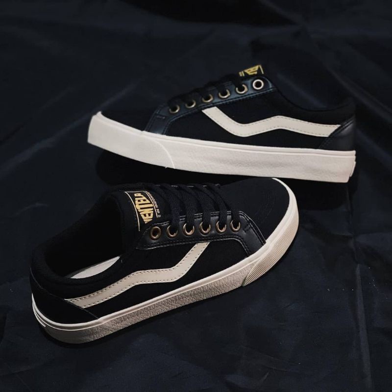 Sepatu Ventela Republic Black Natural Low Original