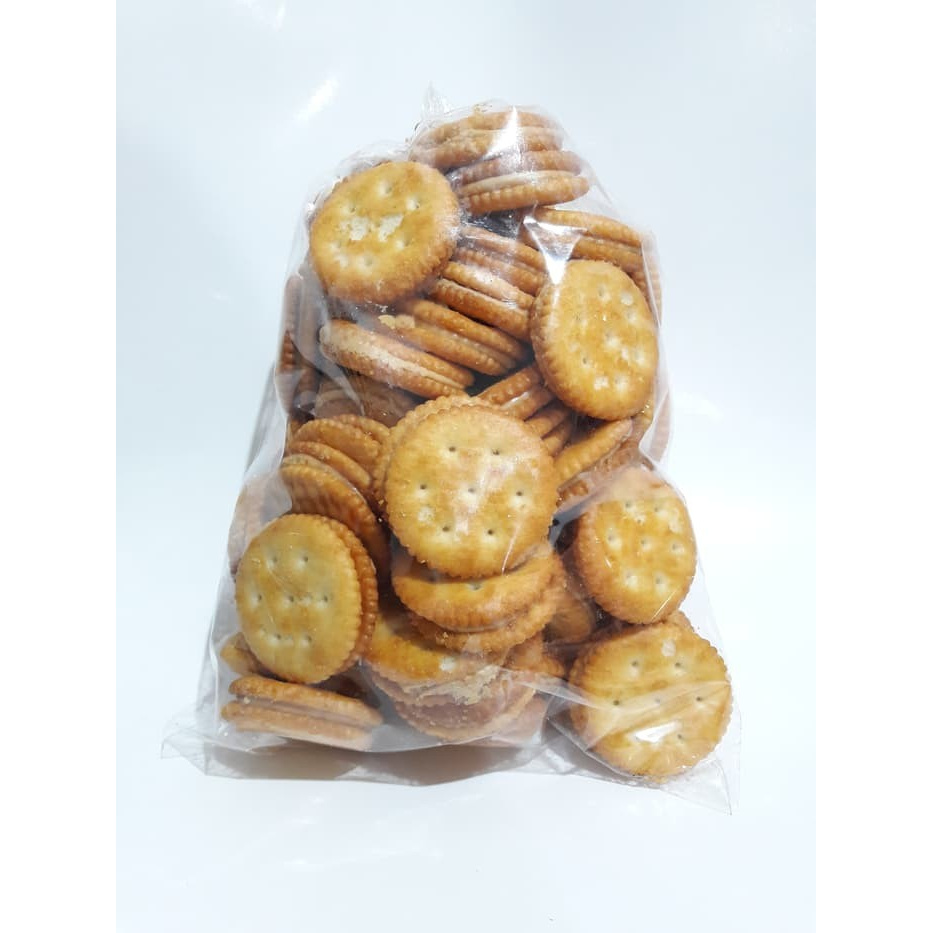 

Biskuit Kacang Skippy. Peanut Butter Crackers. Biskuit Kacang Import