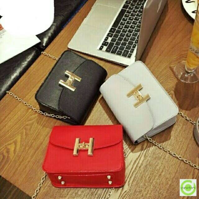 SLINGBAG KEKINIAN ZARA/stadivarius/ tas wanita rante/taa remaja/tas korea/tas hits/tas remaja murah
