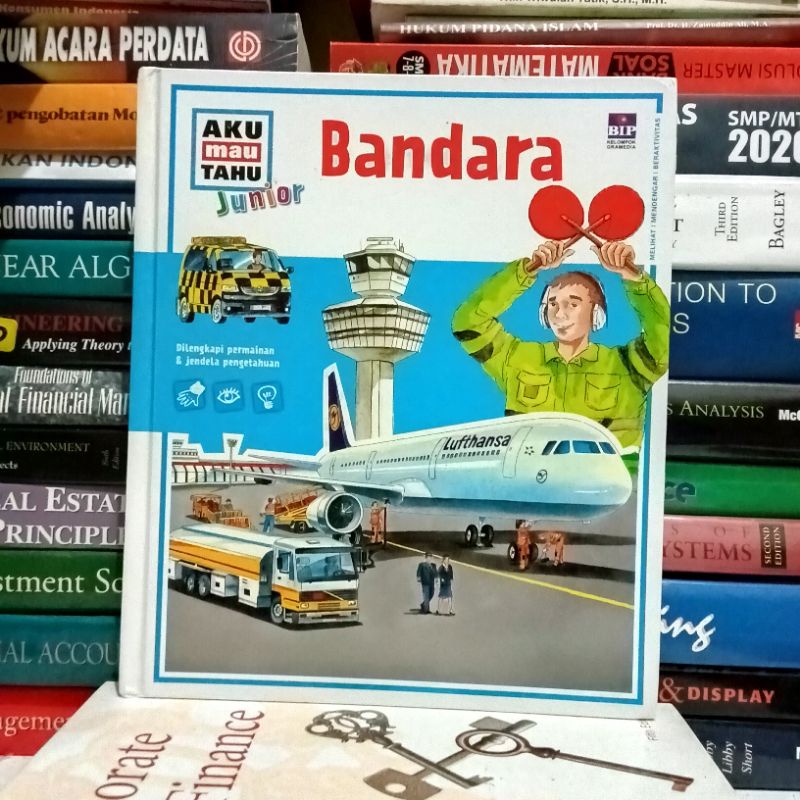 Aku Mau Tahu Junior.  Bandara