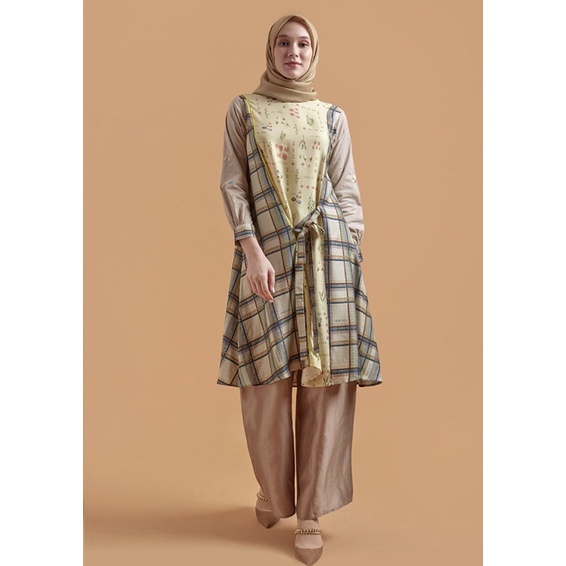 preloved, nahla tunik Riamiranda, size M warna navy