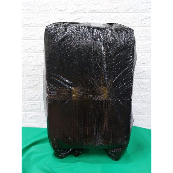 tambahan packing buble wrap koper  biar lebih aman ukuran 20 dan 24 inch