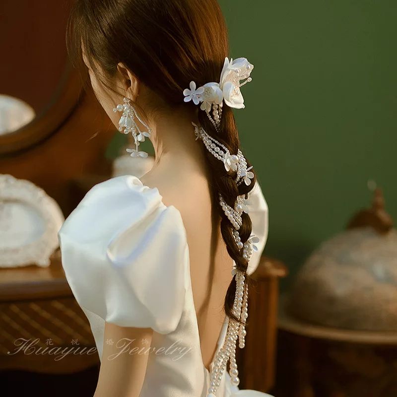 White flower hairclips braided wedding hair accessories