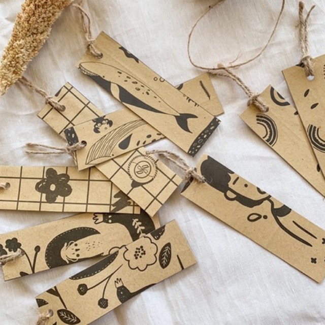 

BOOKMARK AESTHETIC- bookmark rustic bookmark aesthetic murab bookmark klasik bookmark custom pembatas buku murah pembatas buku grosir pembatas buku lengkap easthetic grosir pembatas buku rustic kerajinan tangan artpaper kertas samson