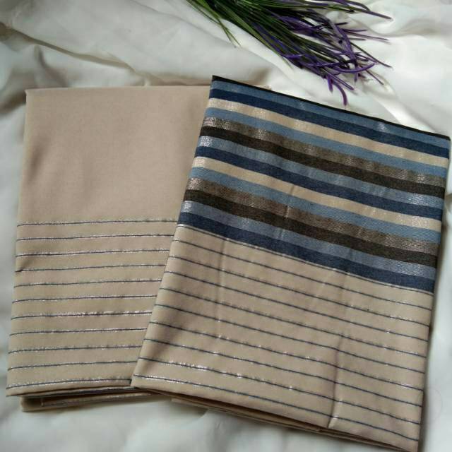 Kain Tenun Khas Jembatan Merah