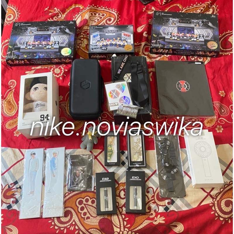 MERCH EXO LEGO DOLL SEHUN BINDER XIUMIN WALLET