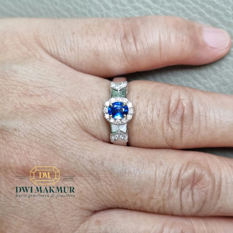 Certified VVS DIAMOND Blue SAPPHIRE GOLD Ladies Ring (202206)