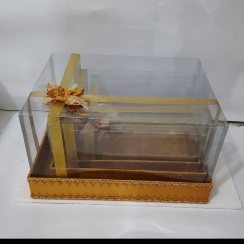 

souvenir kotak hantaran full mika tinggi pita isi 4 warna gold / coklat emas