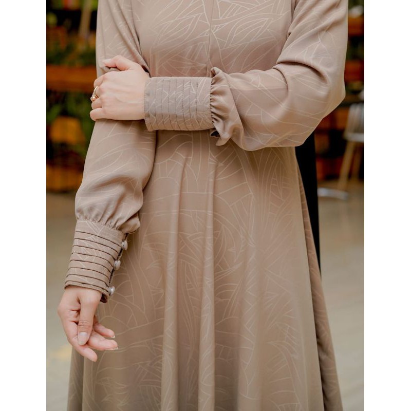 Gamis syari premium yoris caltri embos (mocca)