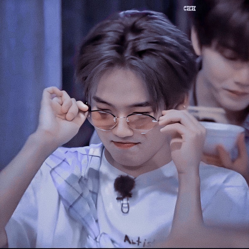 

pak hyunsuk memberimu gratong