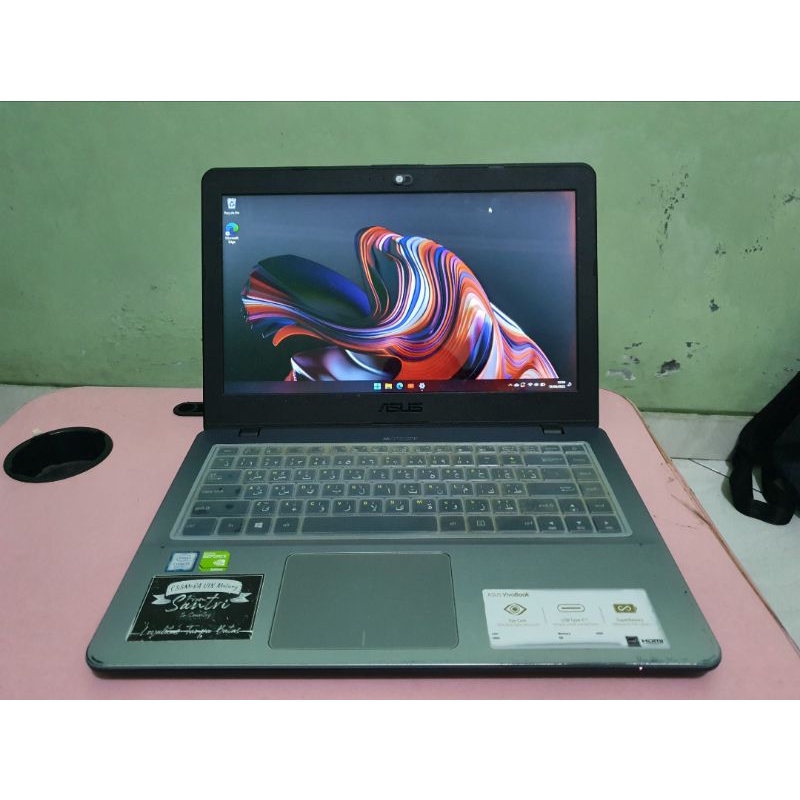 ASUS X442UR i5 8520U / 4GB / 1TB NVIDIA GFORCE 930Mx (Tas+Mouse)