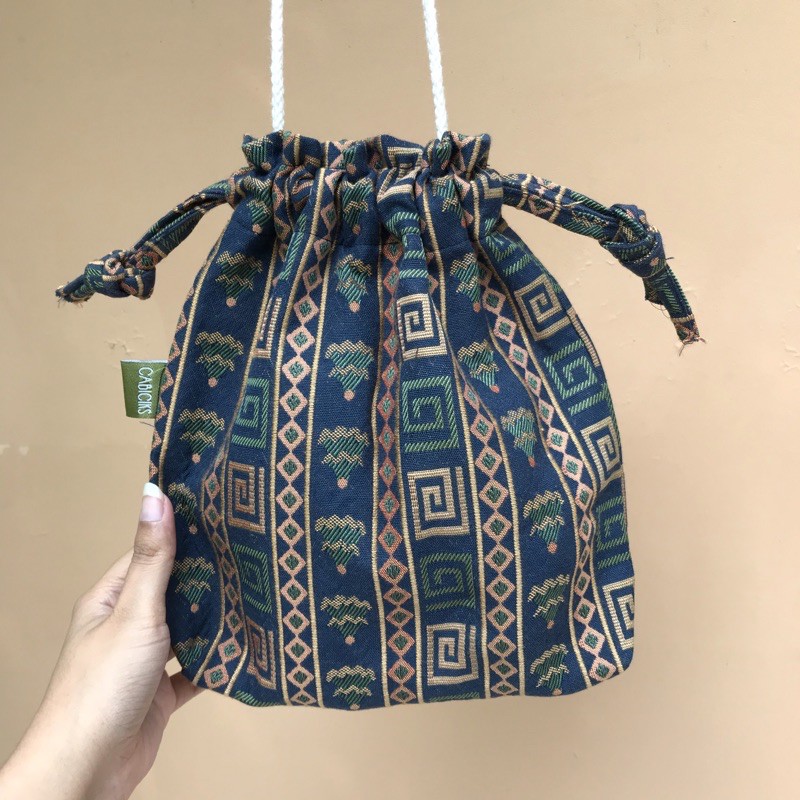 Cabiciks - Aro Woven Pouch / Sling Bag