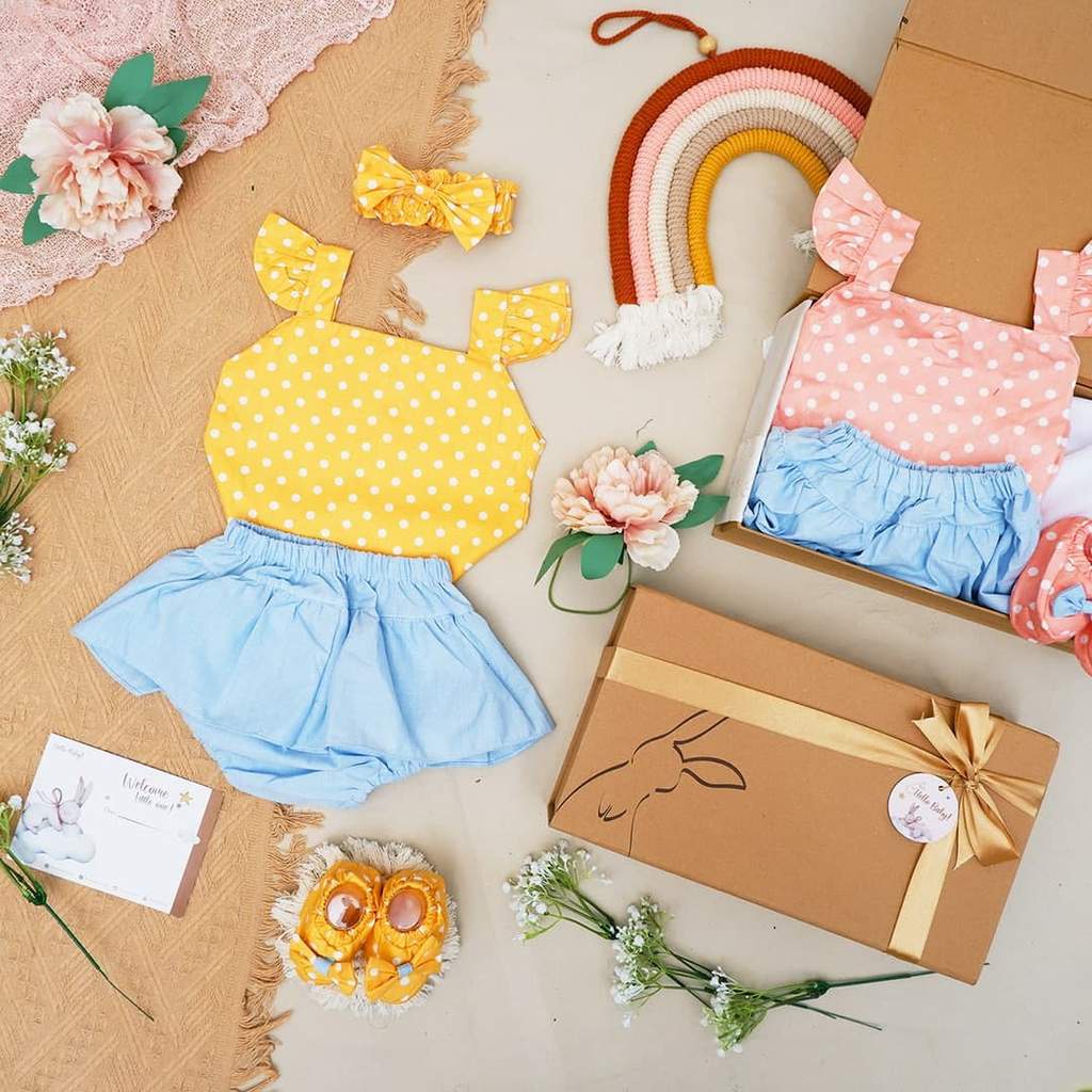 LIO035 Girls Baby Hampers 0-12 months/ Hampers bayi newborn/ Kado bayi/ baby girl gift set-Sarah Yellow